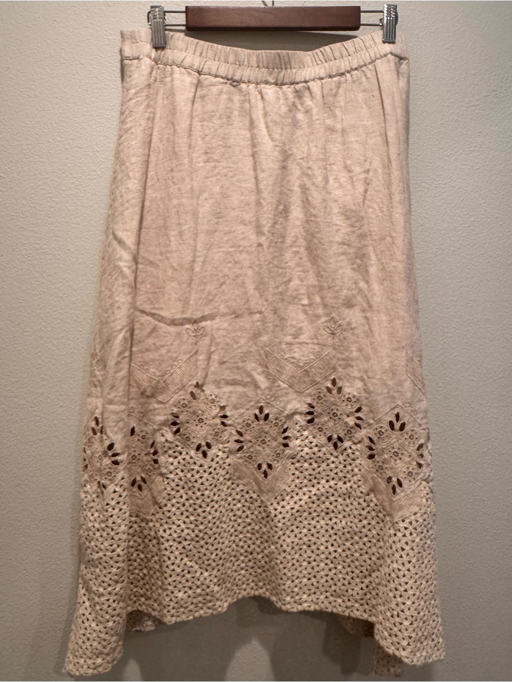 Chico's 100% Linen Cream Eyelet & Crochet Midi Skirt - Picture 4 of 6